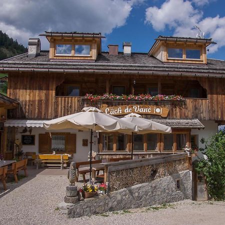 Agriturismo Luech De Vanc San Martino in Badia Exteriör bild