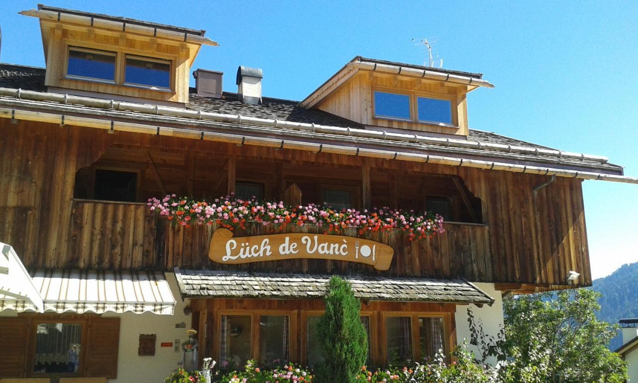 Agriturismo Luech De Vanc San Martino in Badia Exteriör bild