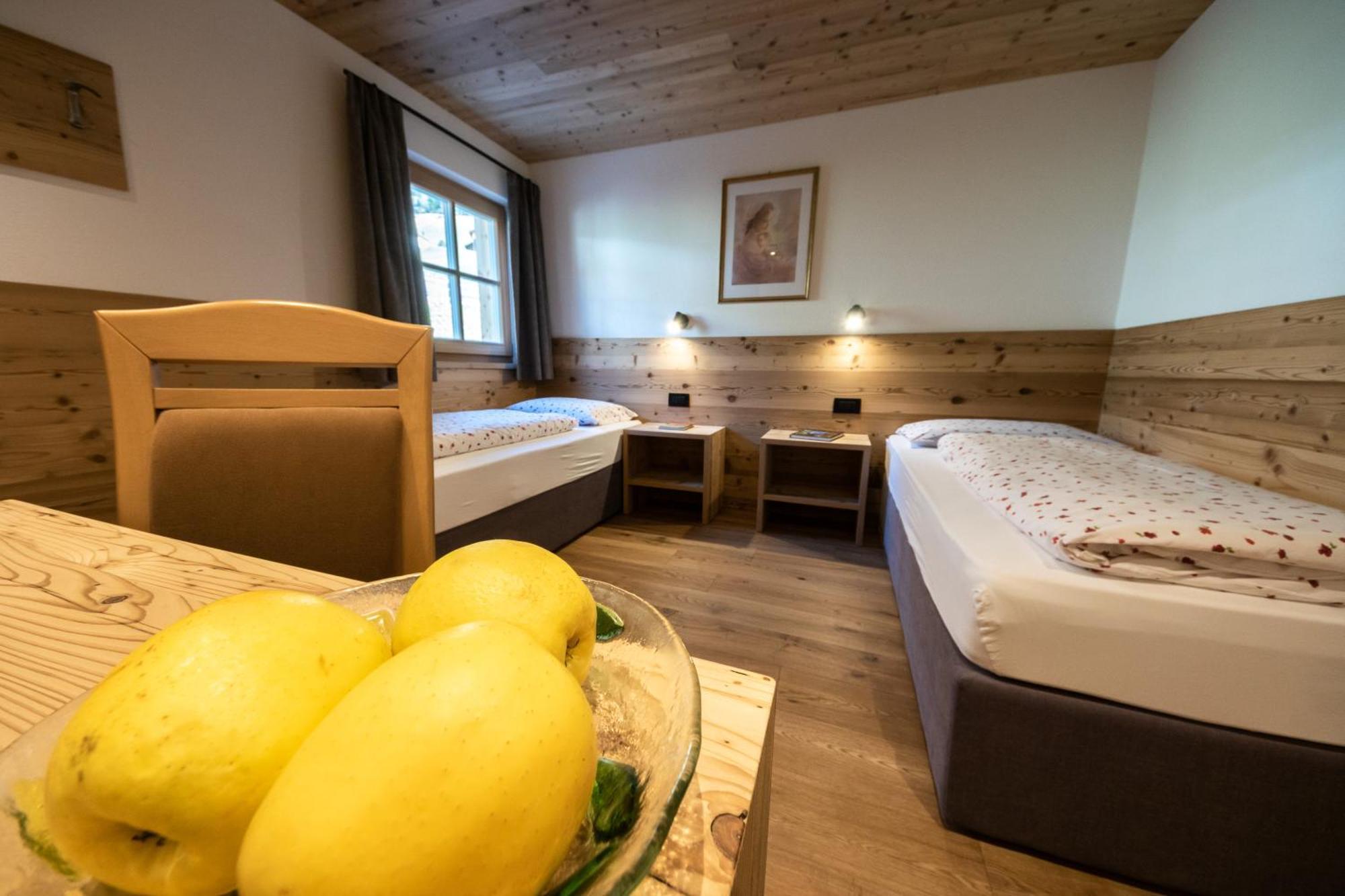 Agriturismo Luech De Vanc San Martino in Badia Exteriör bild