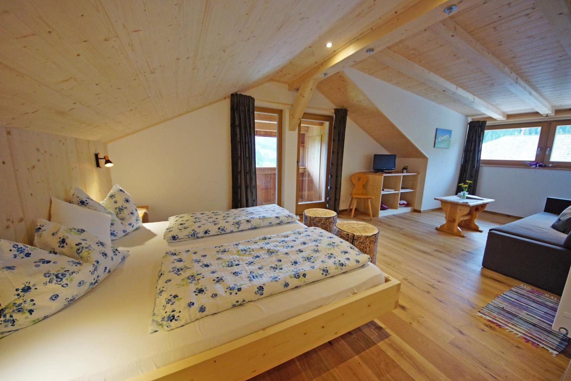 Agriturismo Luech De Vanc San Martino in Badia Exteriör bild