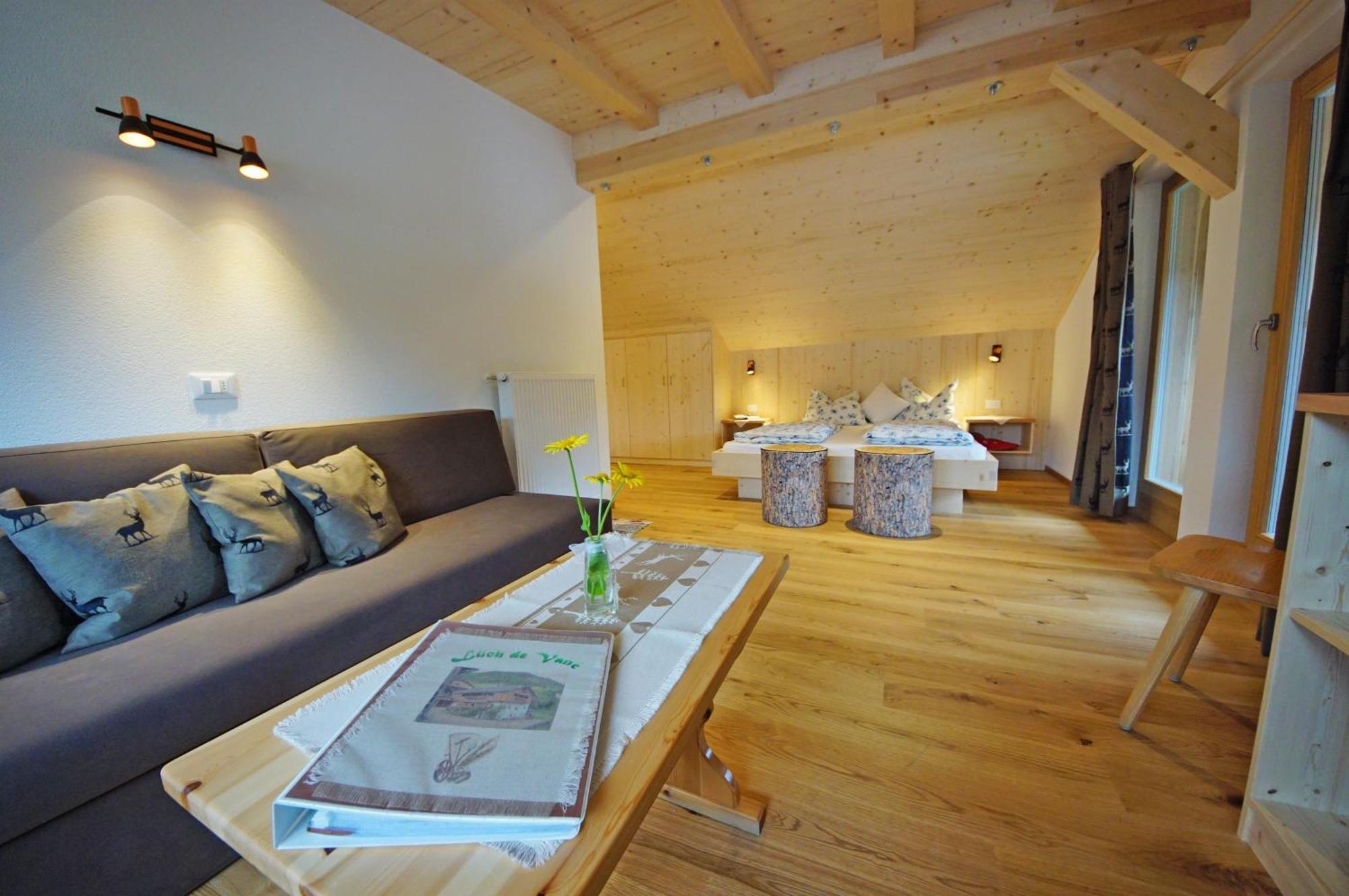 Agriturismo Luech De Vanc San Martino in Badia Exteriör bild