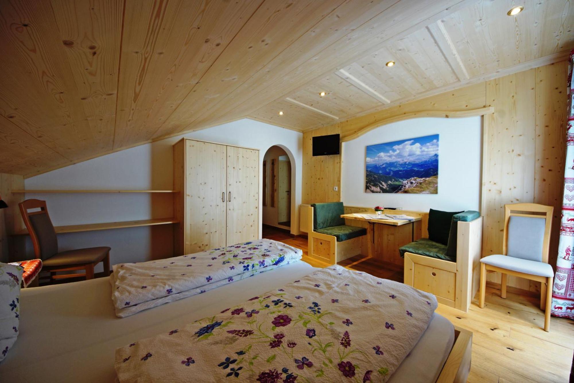 Agriturismo Luech De Vanc San Martino in Badia Exteriör bild